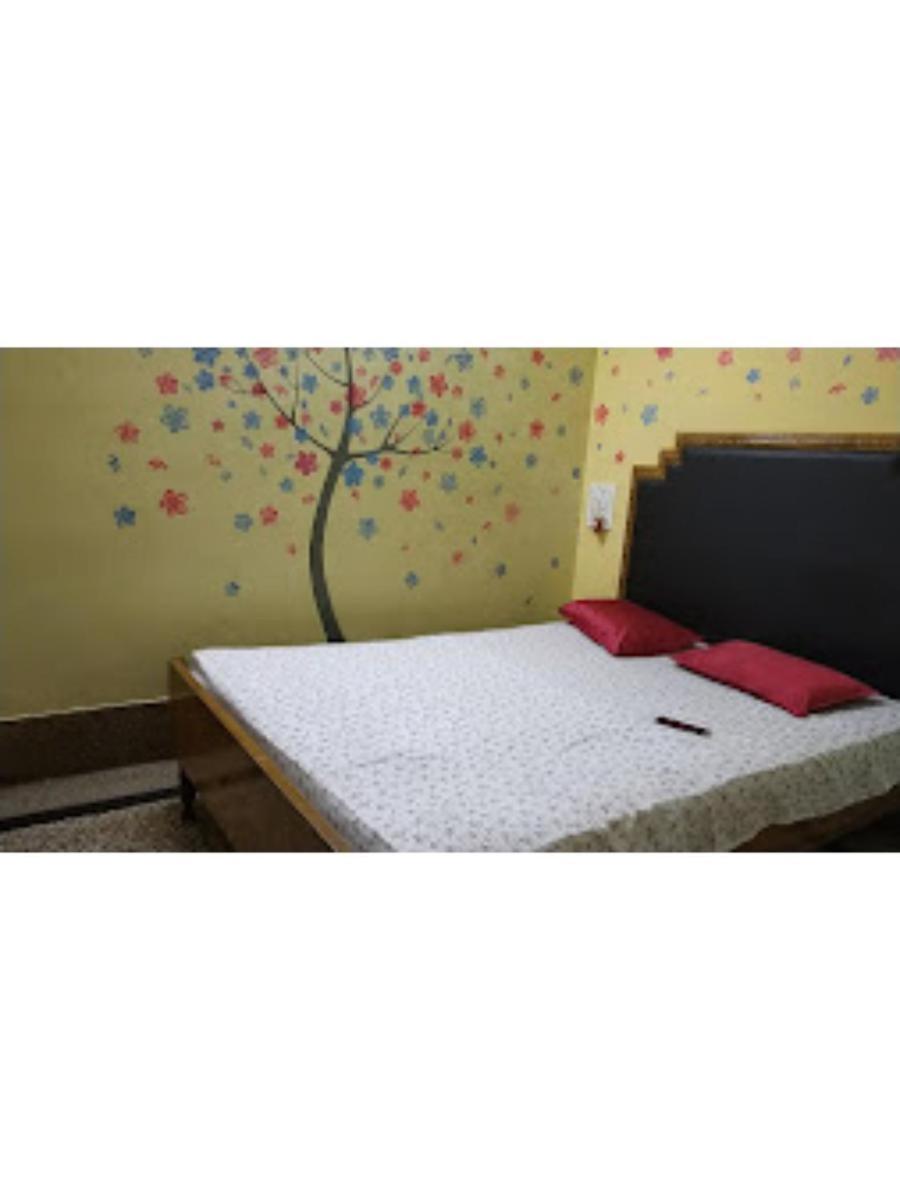 Roxy Inn,Каттак Екстер'єр фото